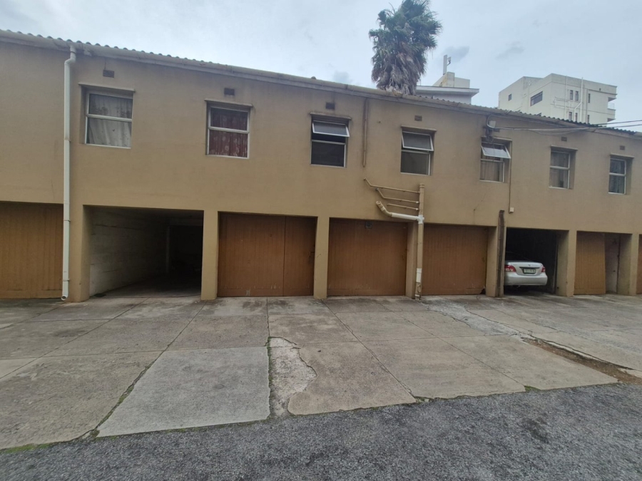 2 Bedroom Property for Sale in Port Elizabeth Central Eastern Cape
